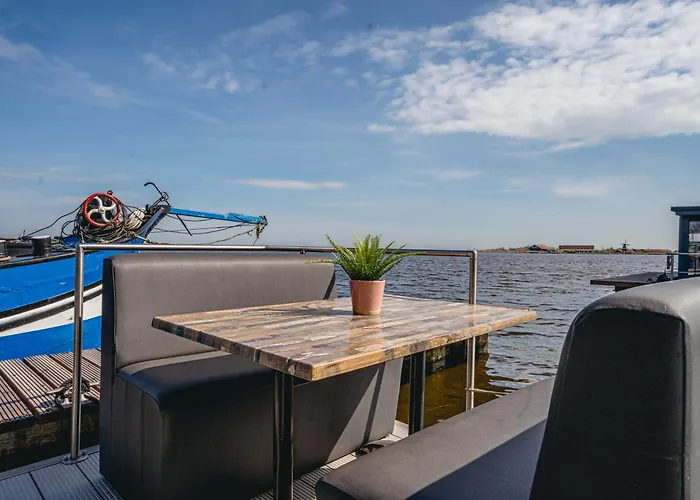 Village de vacances Houseboat *